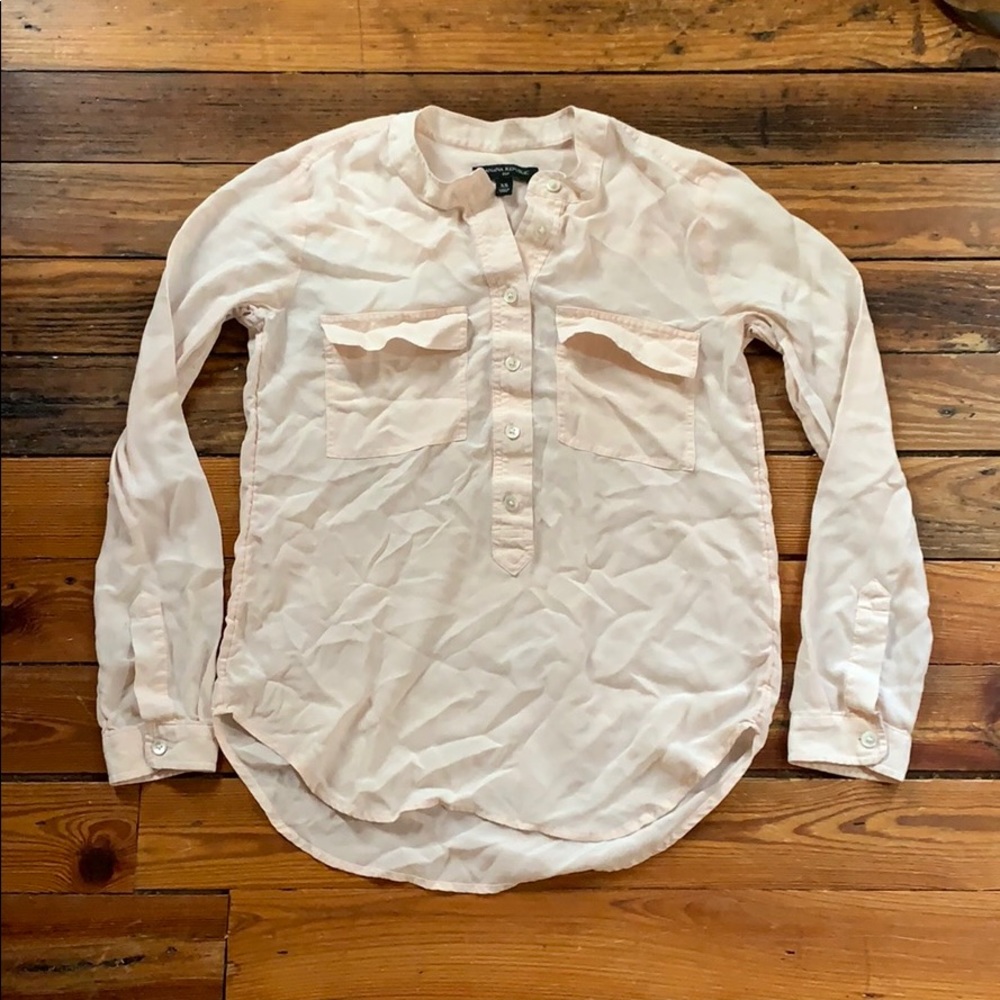 Banana republic pink silky blouse size xs